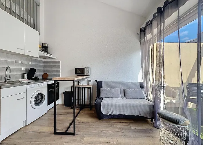 Le Scarlett - Piscine, Parking Et Proche Apartament